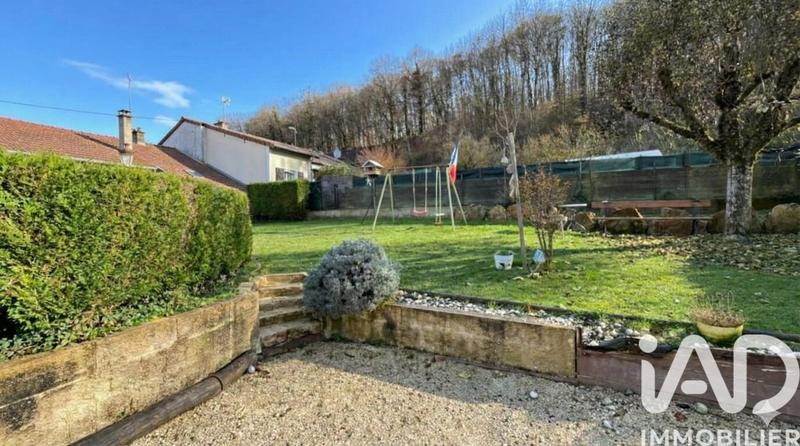 Maison - 95 m² - 5 pièces