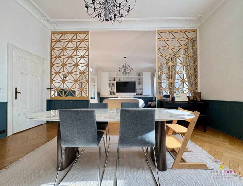 Appartement - 176 m² - 5 pièces