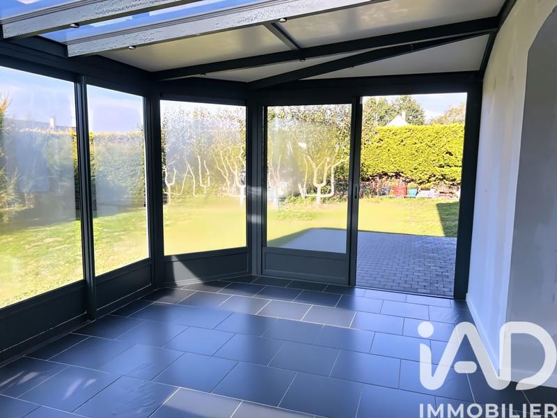 Maison - 202 m² - 8 pièces