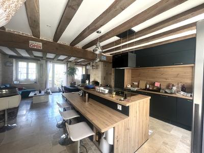 Maison - 110 m² - 4 pièces