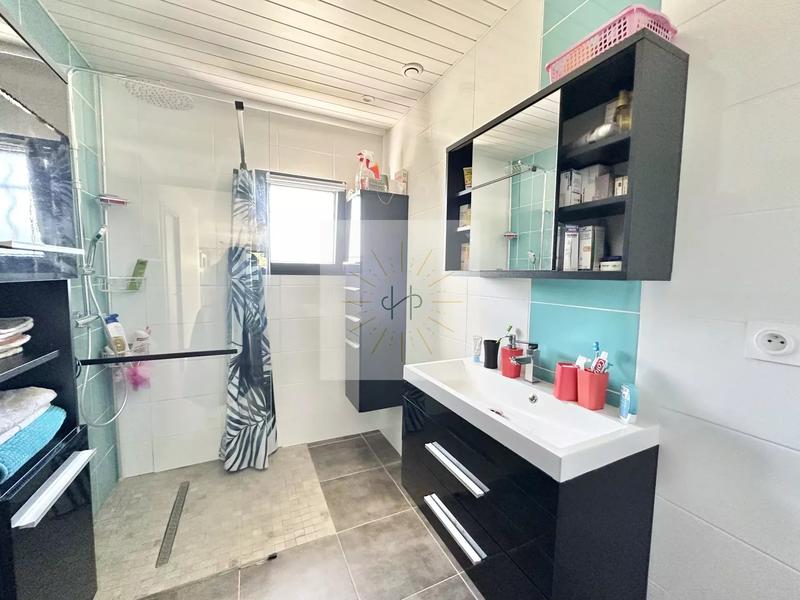 Maison - 130 m² - 5 pièces