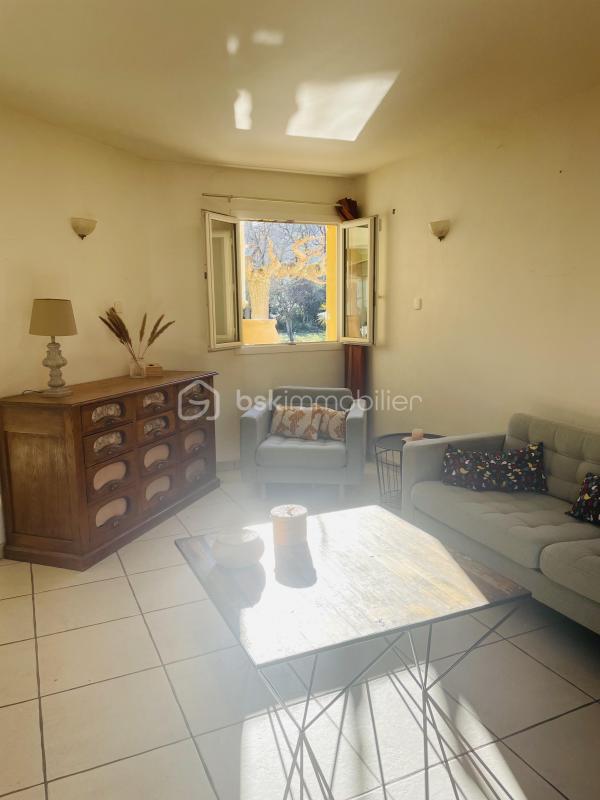 Propriété - 222 m² - 7 pièces