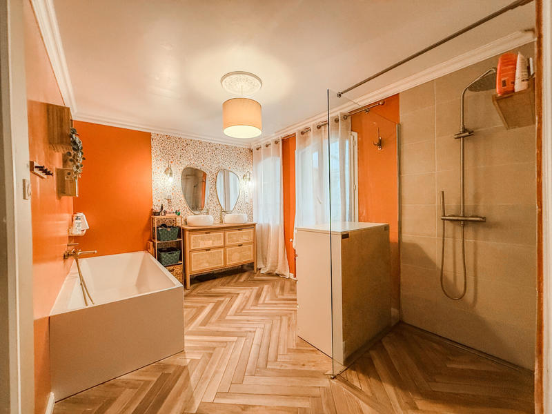 Maison - 140 m² - 6 pièces