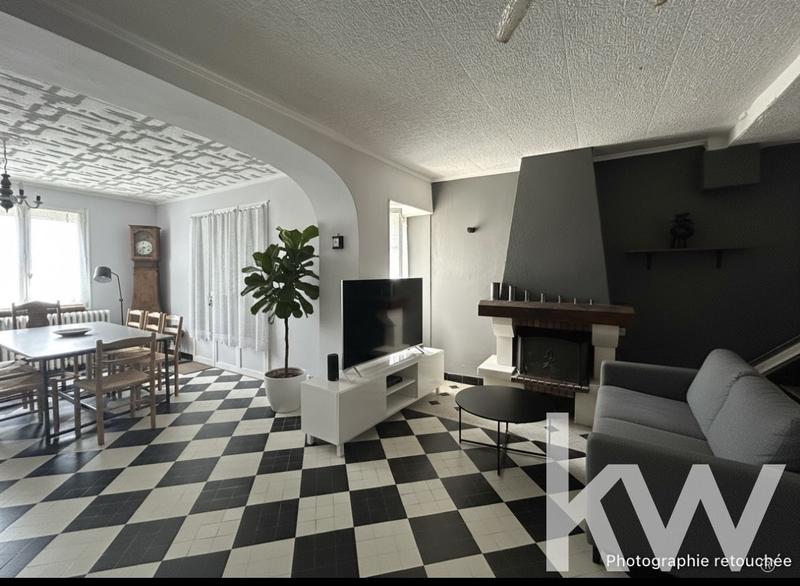 Maison - 171 m² - 6 pièces