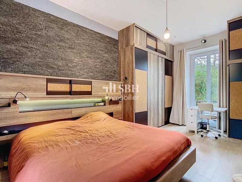 Maison de maîtres - 480 m² - 8 pièces