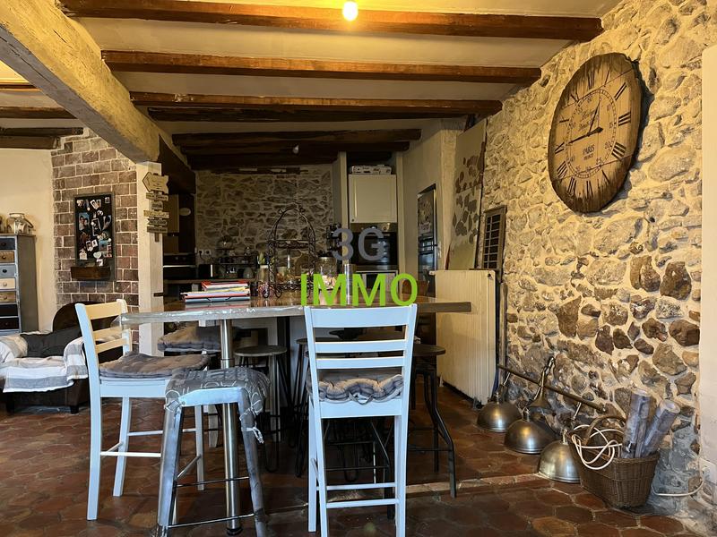 Maison - 110 m² - 5 pièces