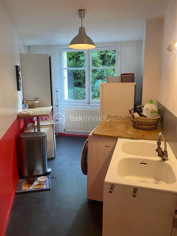 Maison - 195 m² - 7 pièces