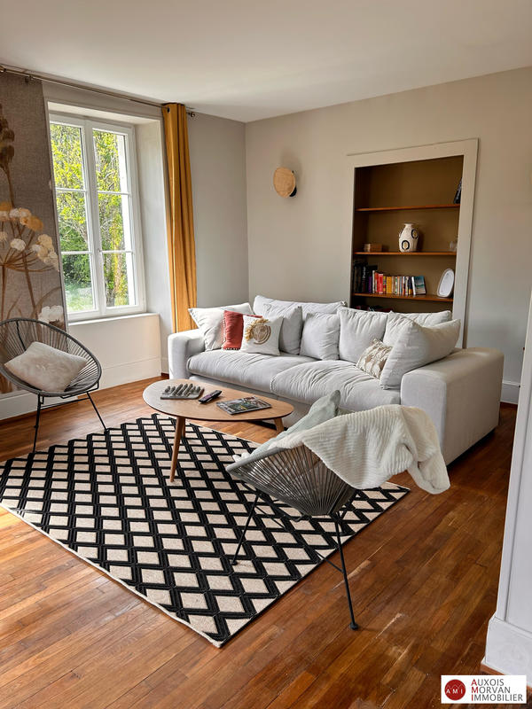 Maison - 170 m² - 6 pièces