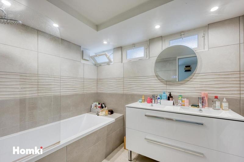 Appartement - 97 m² - 4 pièces