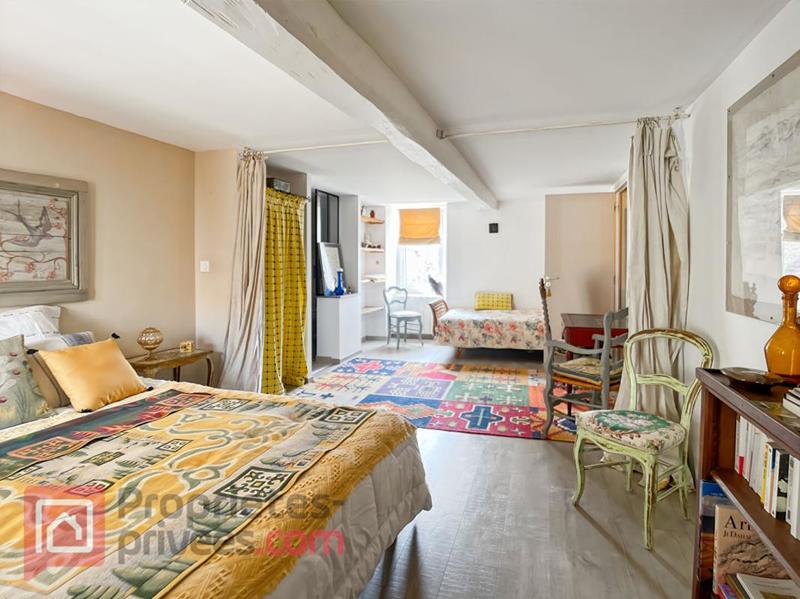 Maison - 175 m² - 7 pièces