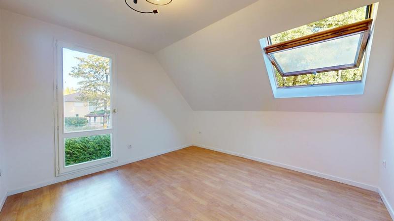 Pavillon - 120 m² - 6 pièces