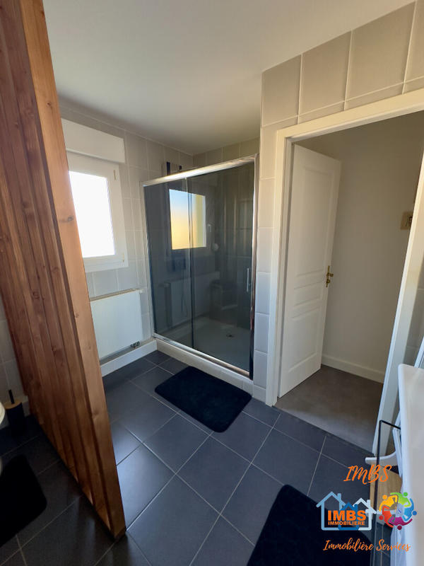 Maison - 95 m² - 4 pièces