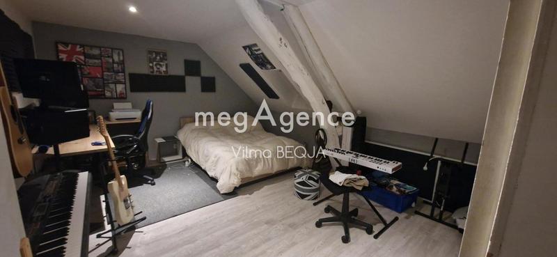 Maison - 97 m² - 5 pièces