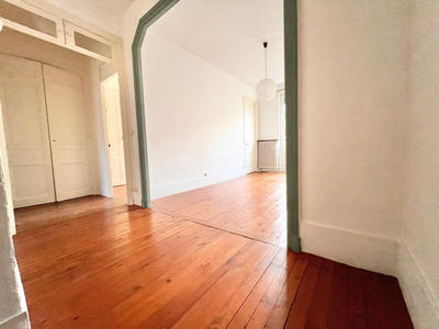 Appartement - 60 m² - 2 pièces