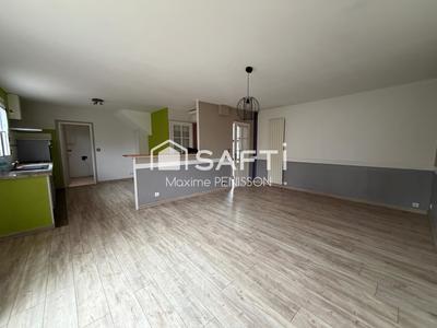 Maison - 97 m² - 5 pièces