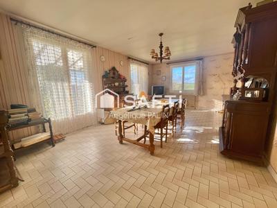 Maison - 105 m² - 4 pièces