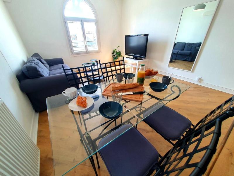 Appartement - 128 m² - 7 pièces