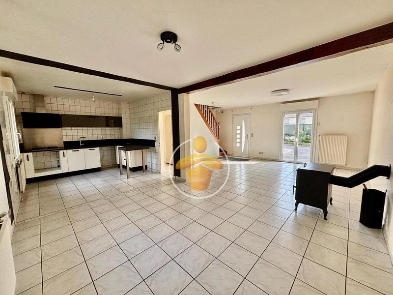 Maison - 140 m² - 6 pièces