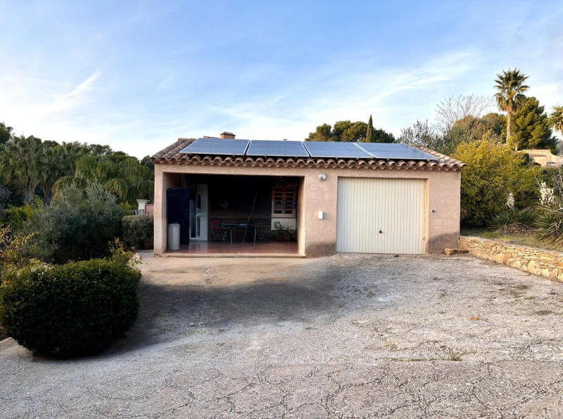 Maison - 177 m² - 7 pièces