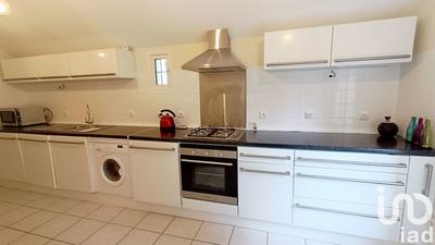 Maison - 92 m² - 4 pièces