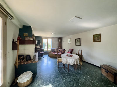 Maison - 220 m² - 6 pièces