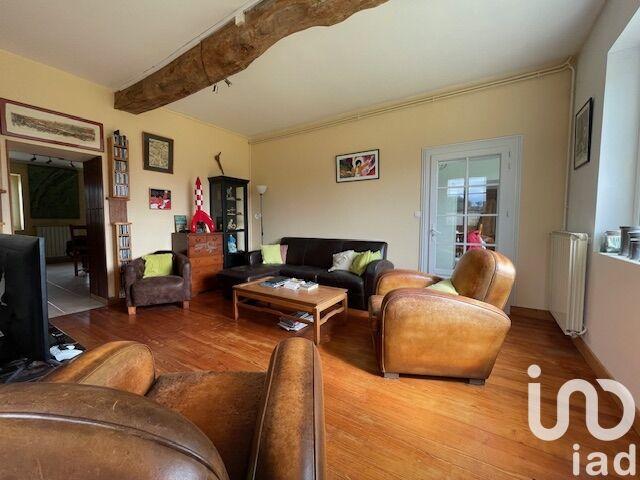 Maison - 250 m² - 9 pièces