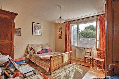 Propriété - 245 m² - 7 pièces