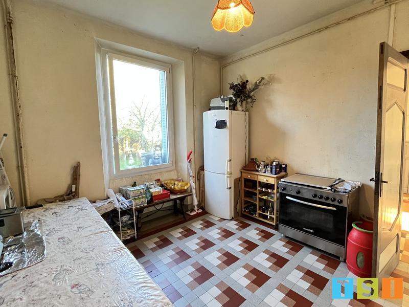 Maison - 260 m² - 7 pièces