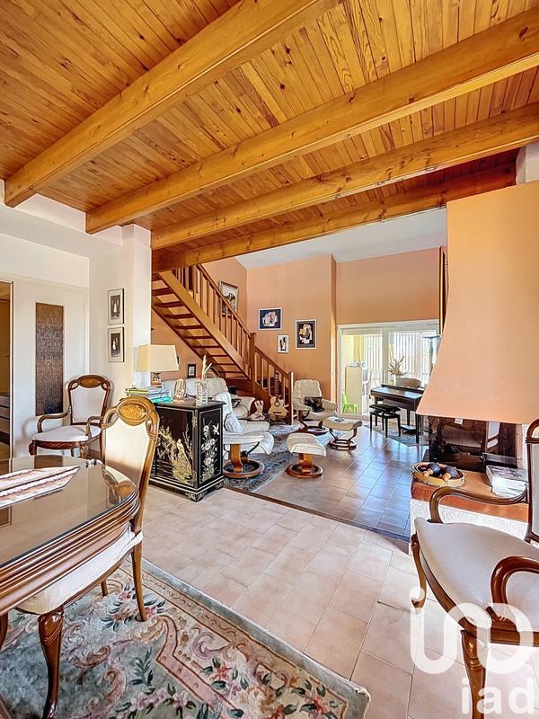 Appartement - 135 m² - 5 pièces