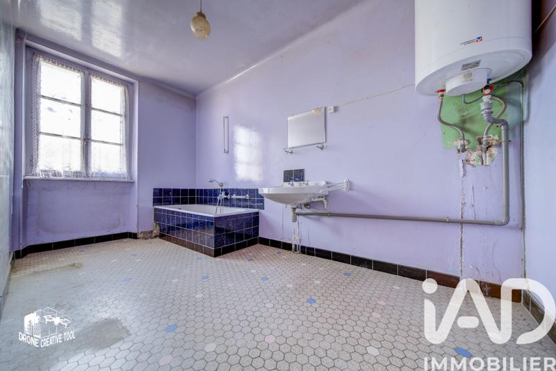 Maison - 140 m² - 5 pièces