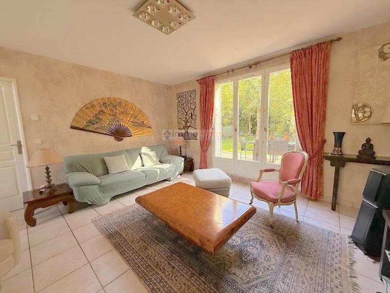 Maison - 180 m² - 7 pièces