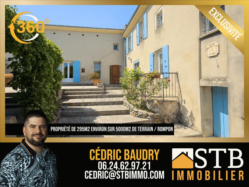 Propriété - 295 m² - 8 pièces