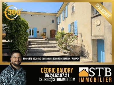 Propriété - 295 m² - 8 pièces