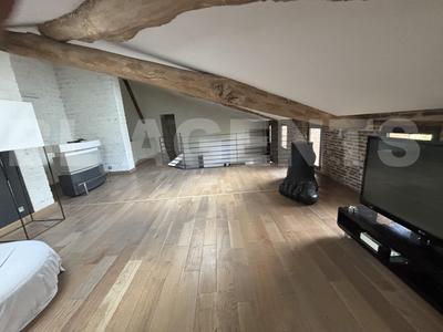 Maison - 292 m² - 7 pièces