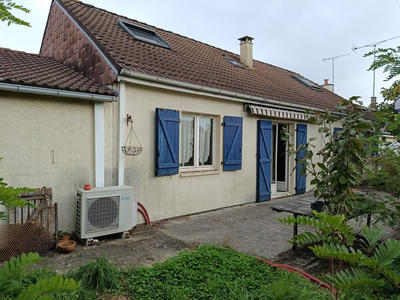Maison - 143 m² - 7 pièces