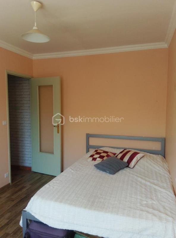 Château - 87 m² - 4 pièces