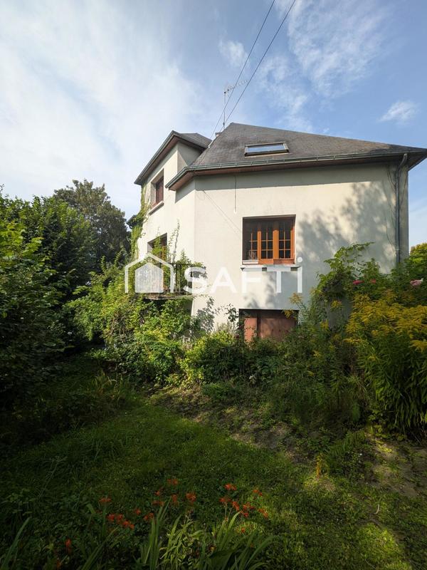 Maison - 250 m² - 9 pièces