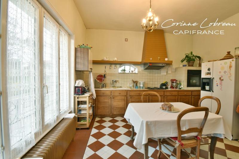 Maison de ville - 280 m² - 11 pièces