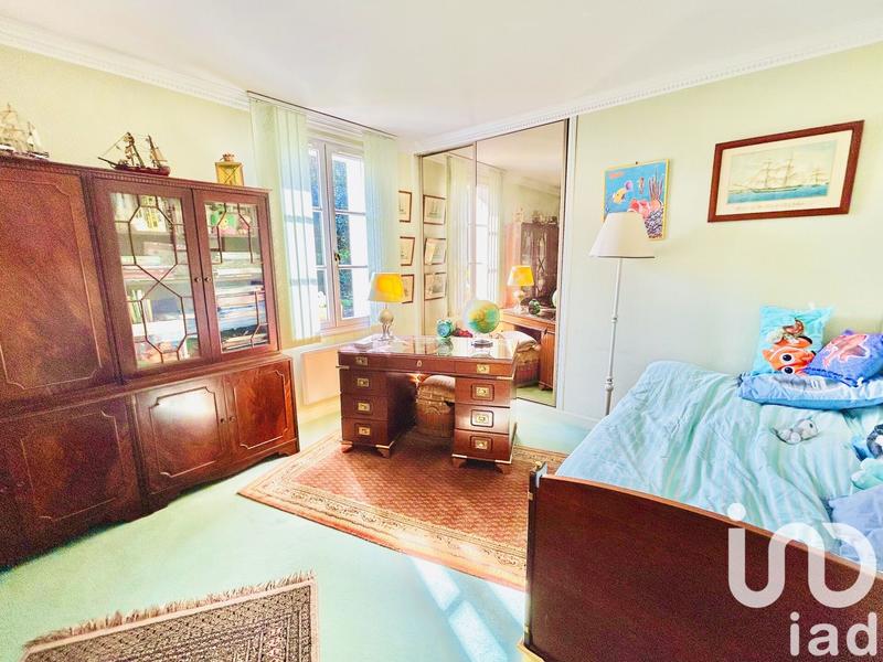 Maison - 200 m² - 7 pièces