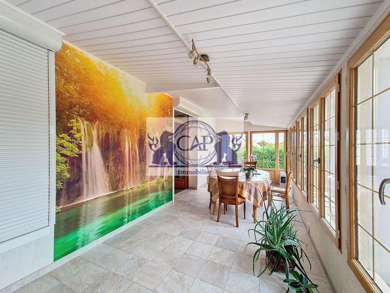 Maison traditionnelle - 145 m² - 5 pièces