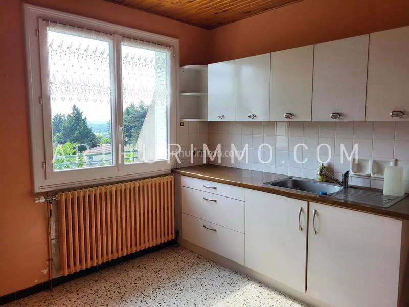 Maison - 98 m² - 4 pièces