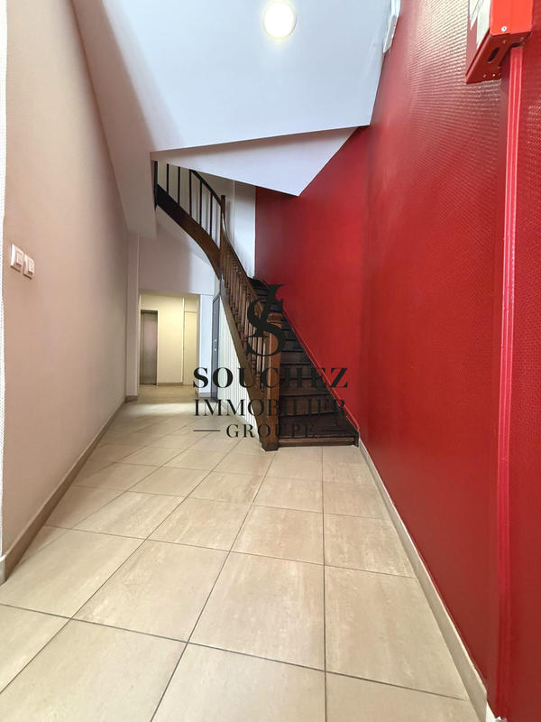 Appartement - 148 m² - 6 pièces