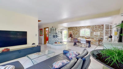 Maison - 142 m² - 6 pièces