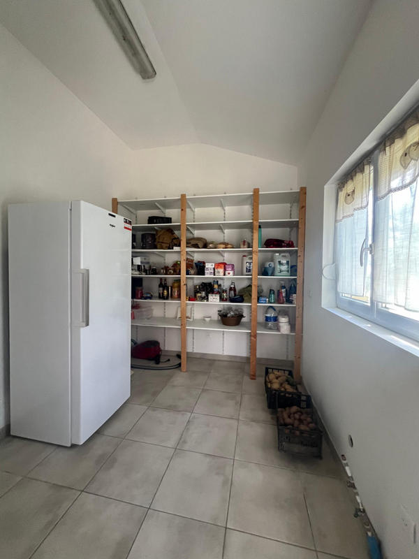 Maison - 203 m² - 9 pièces