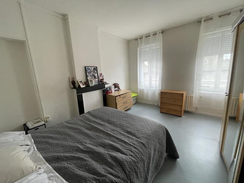 Maison jumelée - 90 m² - 5 pièces