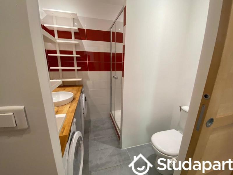 Chambre - 12 m² - 1 pièce