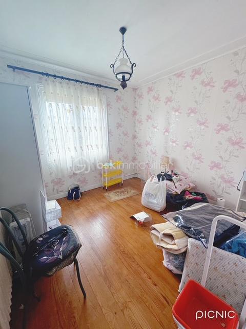 Maison traditionnelle - 85 m² - 4 pièces