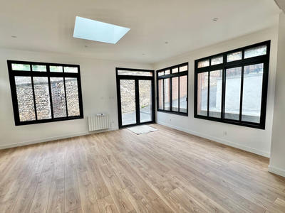 Maison - 110 m² - 6 pièces