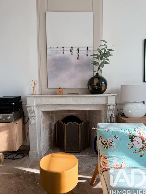 Maison - 320 m² - 8 pièces