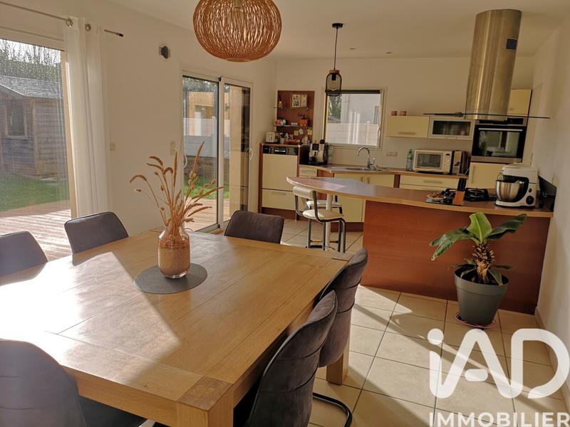 Maison - 137 m² - 6 pièces